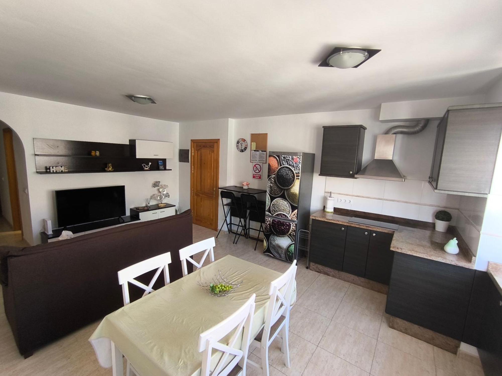 Ar Home - Apartamento De 3 Dormitorios Con Ascensor En Las Huesas, Telde Esterno foto