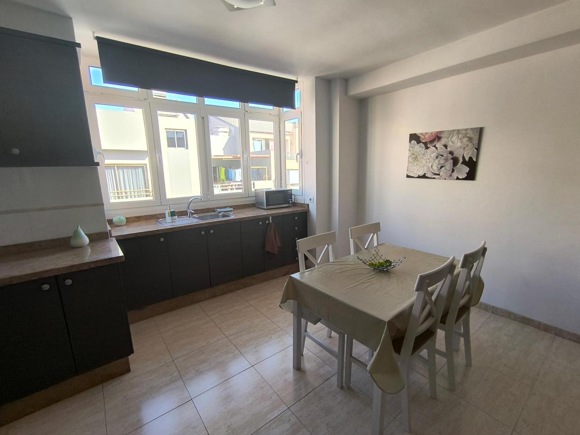Ar Home - Apartamento De 3 Dormitorios Con Ascensor En Las Huesas, Telde Esterno foto