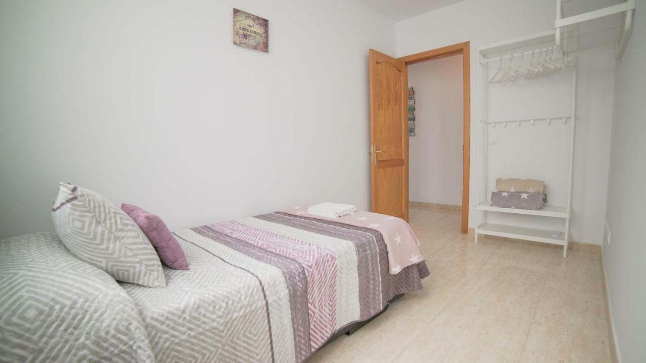 Ar Home - Apartamento De 3 Dormitorios Con Ascensor En Las Huesas, Telde Esterno foto