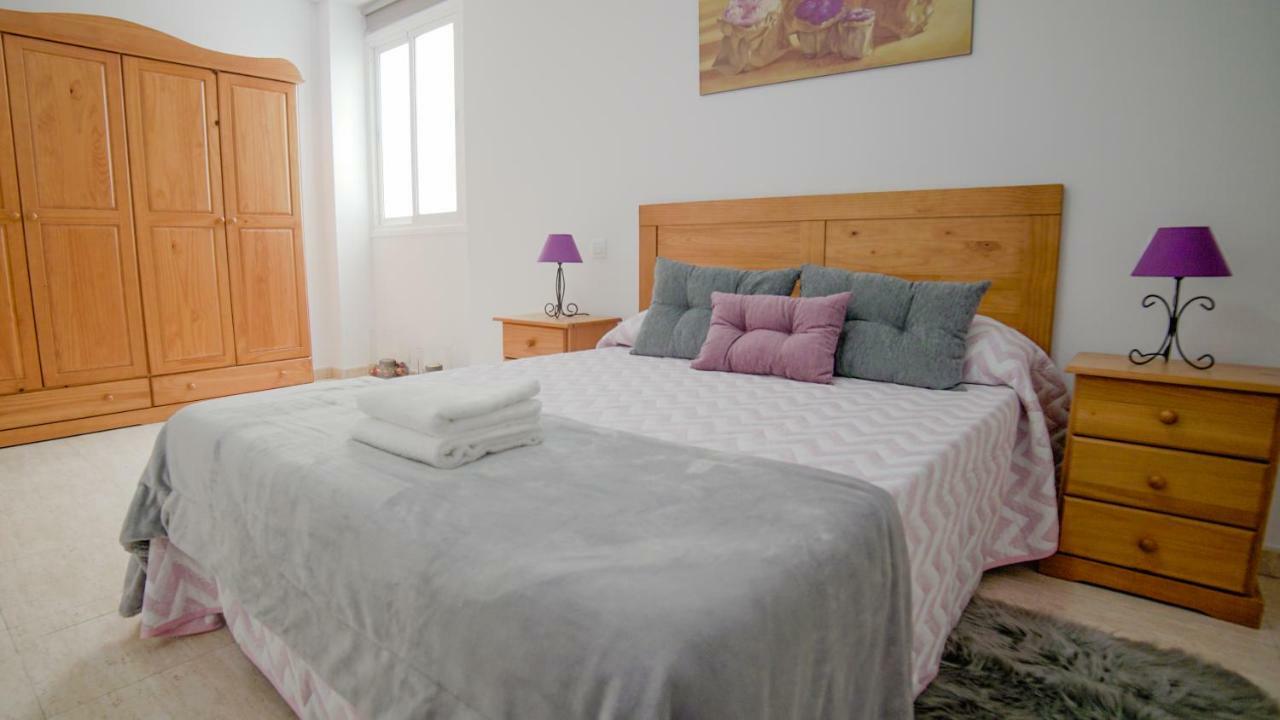 Ar Home - Apartamento De 3 Dormitorios Con Ascensor En Las Huesas, Telde Esterno foto