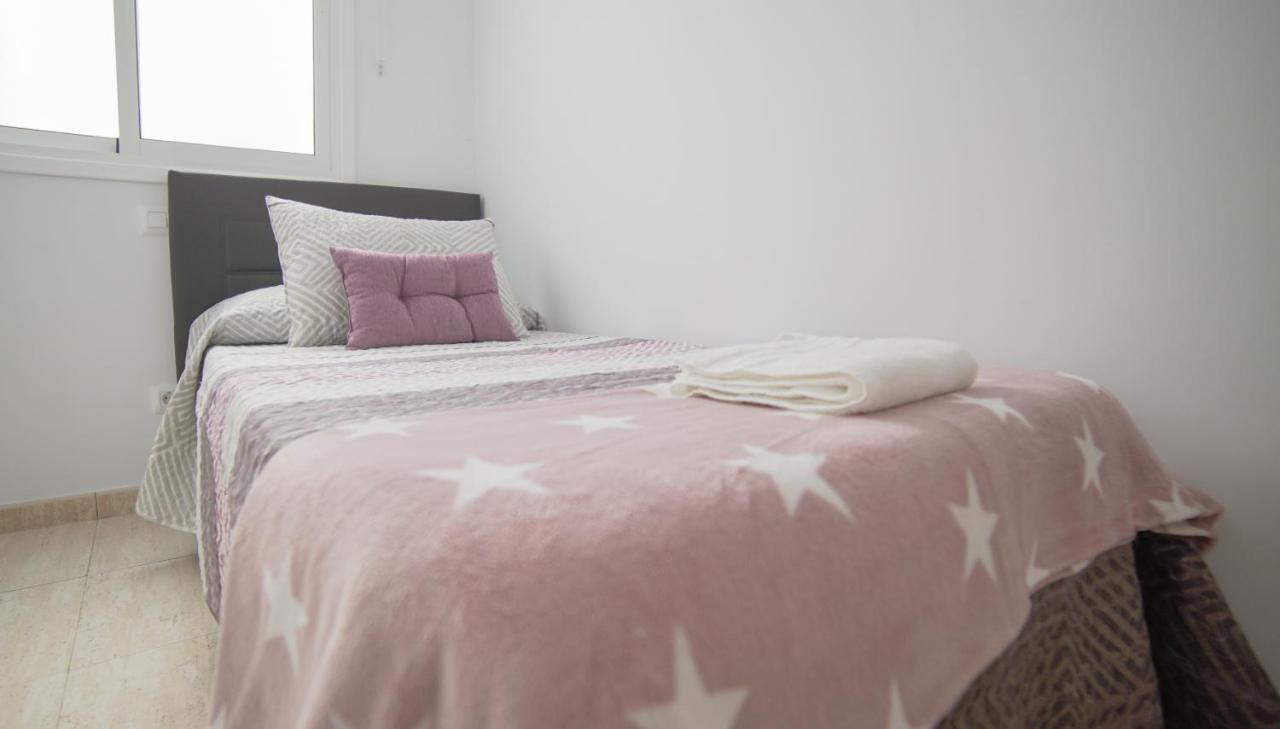 Ar Home - Apartamento De 3 Dormitorios Con Ascensor En Las Huesas, Telde Esterno foto